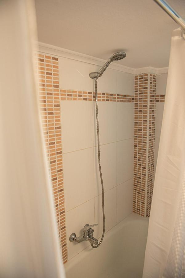 Peraía Grand Getaway Suite 300Mts From The Beach מראה חיצוני תמונה